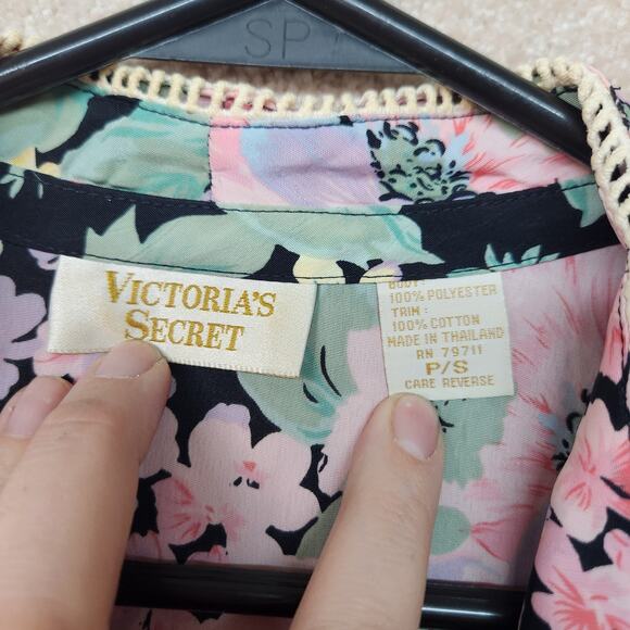 Vintage Gold Label 🏷 Victoria's Secret Floral Spring Robe Size Small - Picture 6 of 8